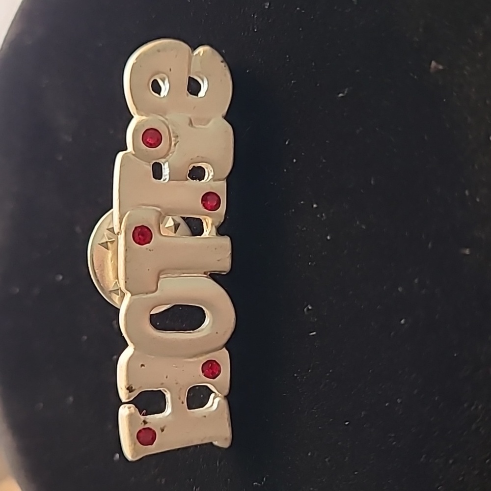 Hottie Pin